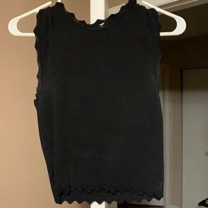 Crop sleeveless top